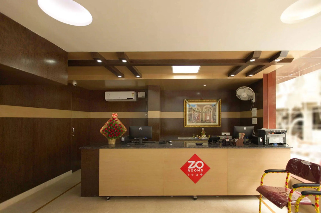 OYO 373 Hotel Grand Inn