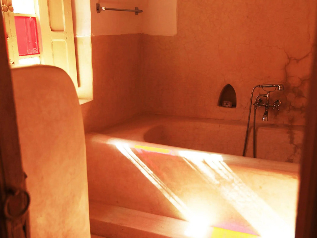Riad 144