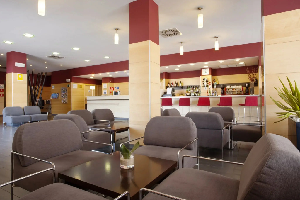 Holiday Inn Express Málaga Airport by IHG