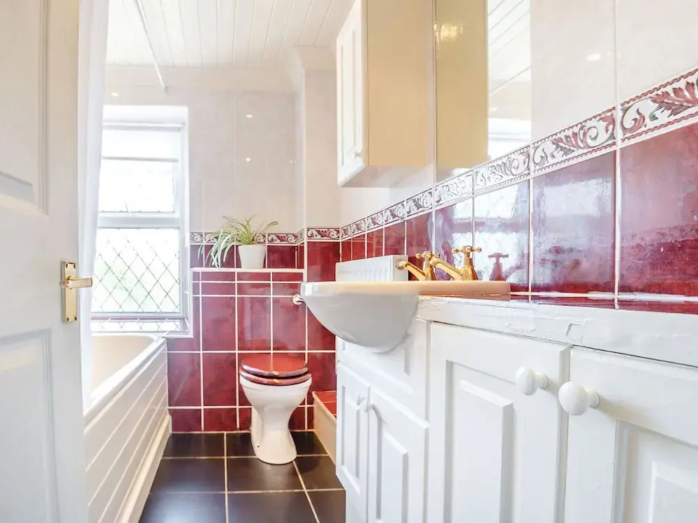 7 Dolydd Terrace