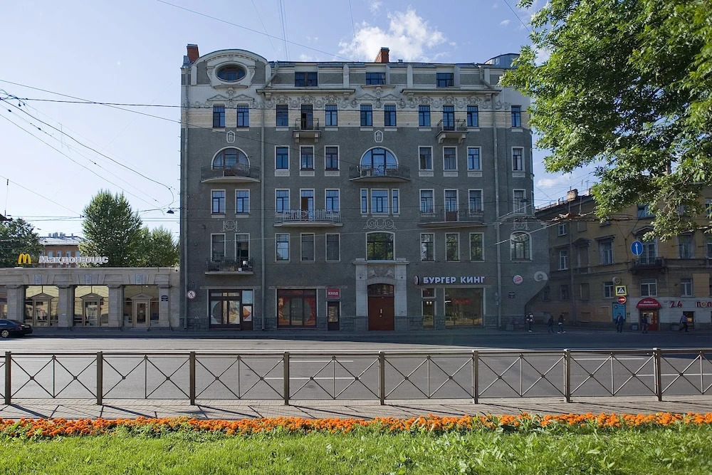 Апартаменты Emperoom Zagorodniy