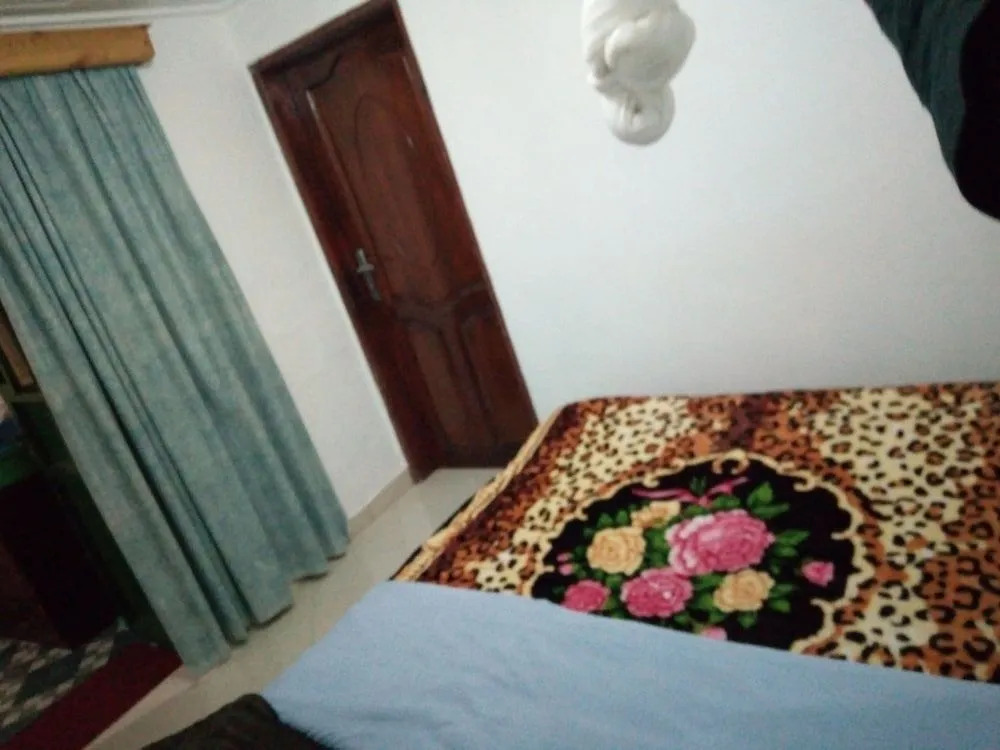 Maasai Backpackers Home