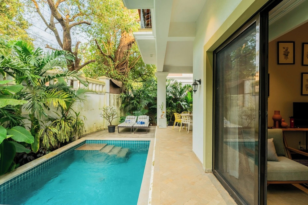 ELIVAAS Amado Villa Euphoria 4 BHK