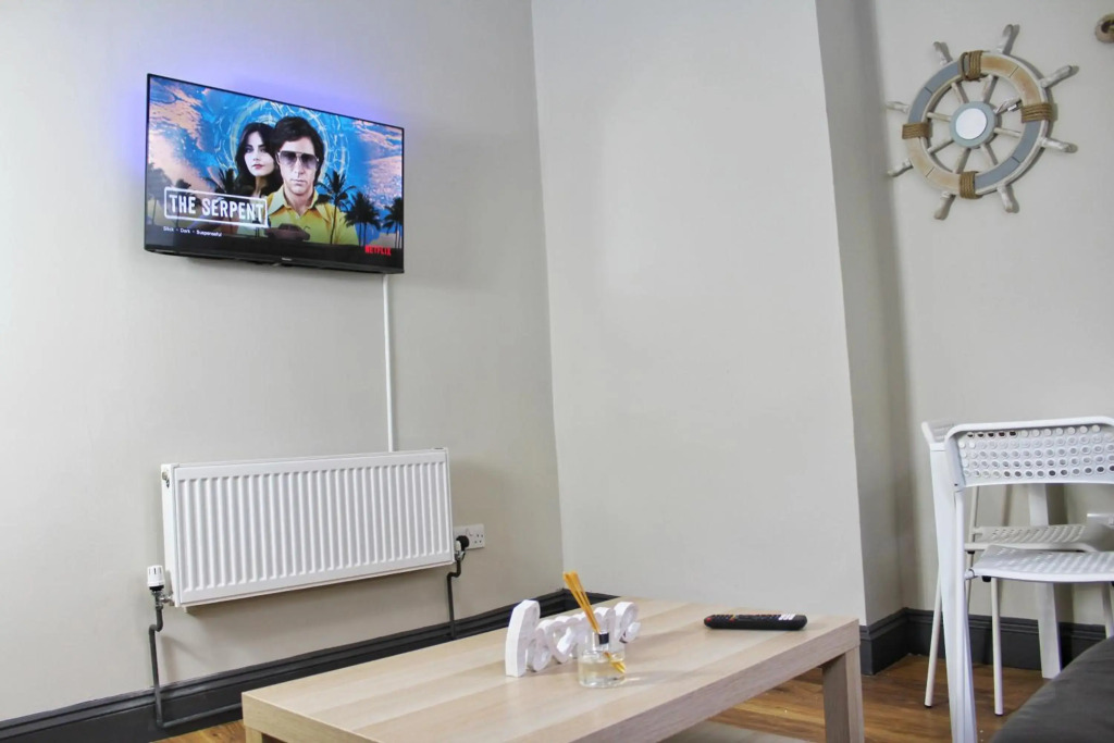 Vacation Home - Garden, Netlfix, Wifi.