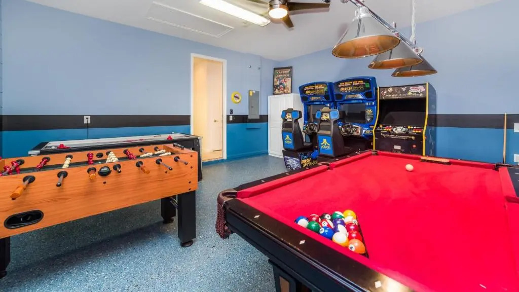 4079 oak Tree Drive