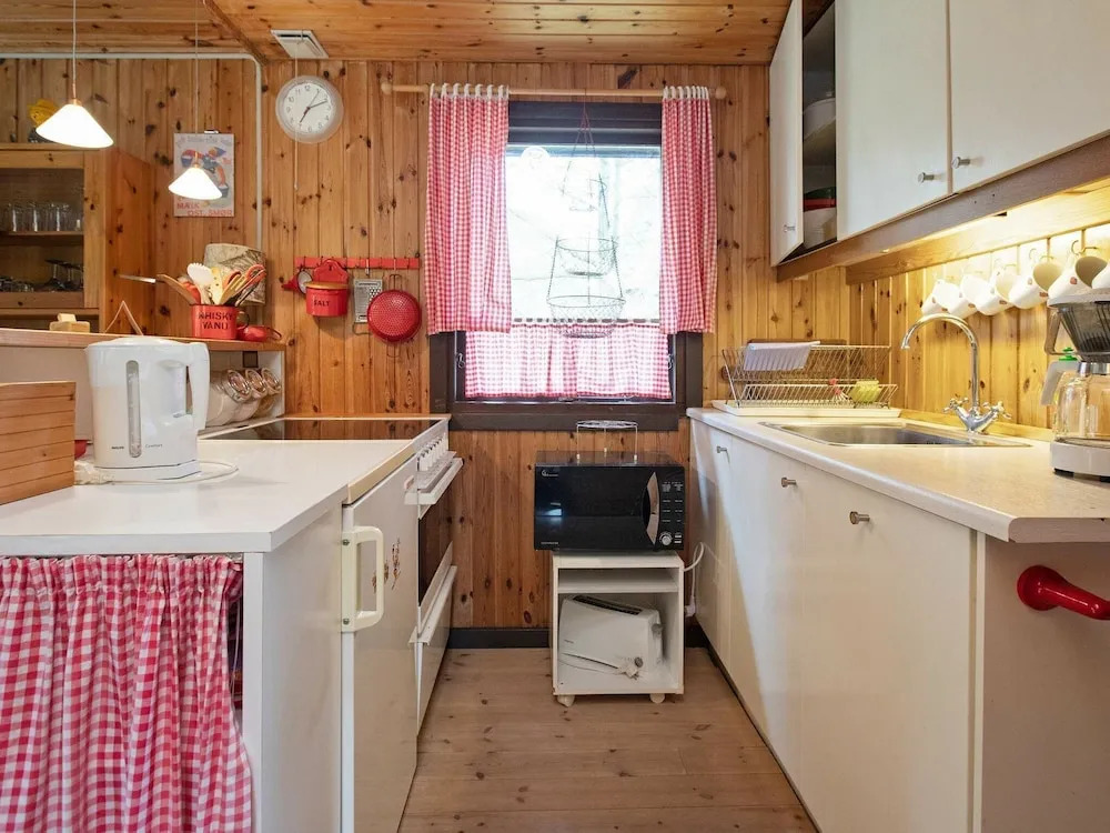 Amazing Holiday Home in Rodby With Barbecue