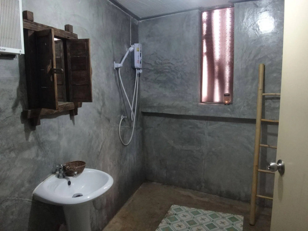 Stay With Me Guesthouse