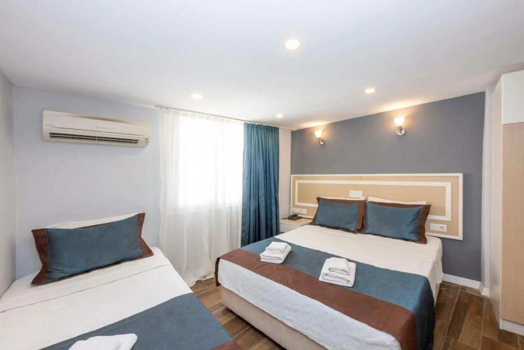 LEGEND TULIP HOTEL