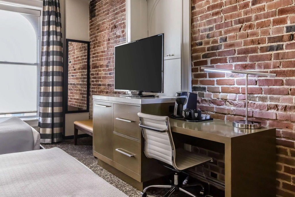 voco Hotel Napoleon Memphis by IHG