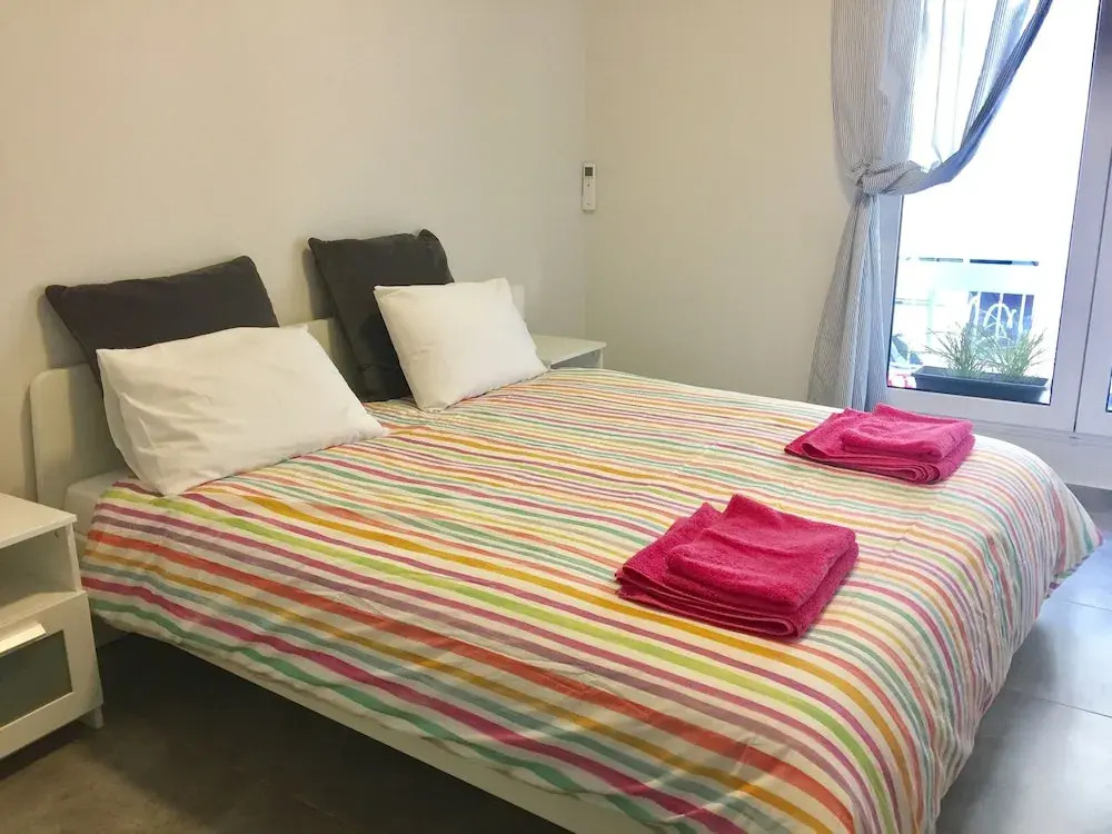 Lovely Renovated Apartment in Hilton Hotel Area