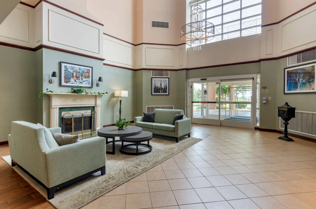 Best Western Plus Inn at Hunt Ridge