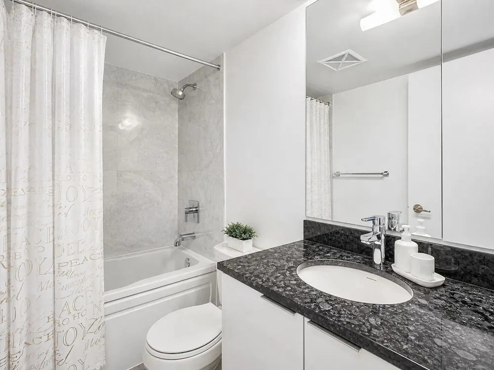 Samesun Toronto Suites