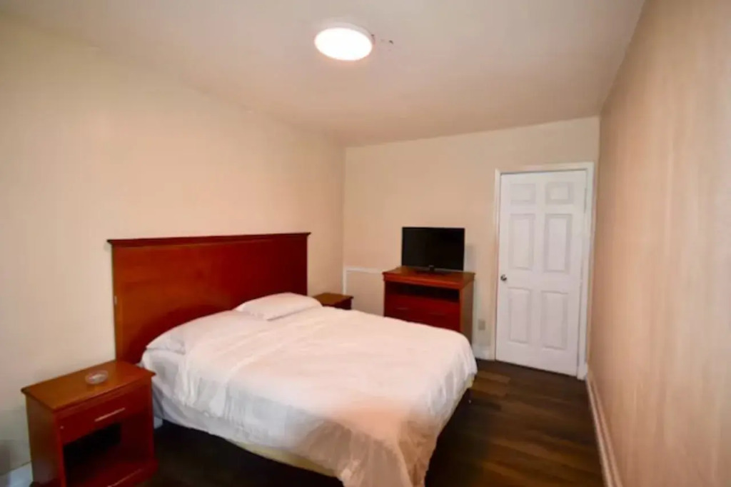 Motel 19 By Capital O Baytown I-10