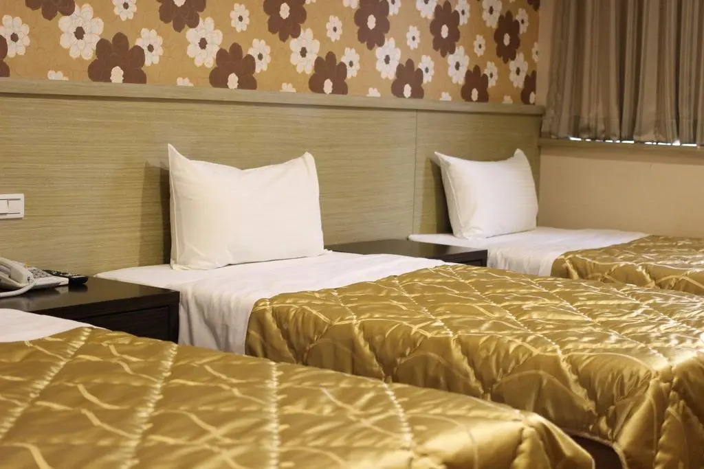 Home Full Hotel