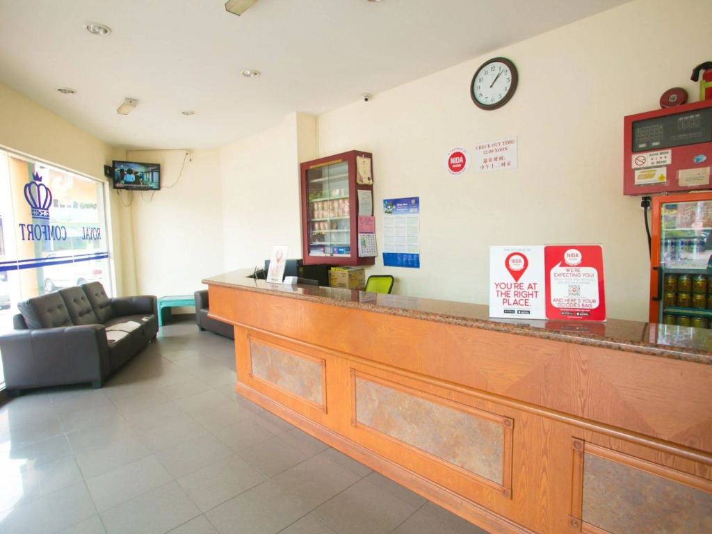 沙阿朗姆色帕度恩加尔尼达酒店- 斯里慕达凯富酒店(Nida Rooms Shah Alam Sepadu Unggul at Comfort Hotel Sri Muda)