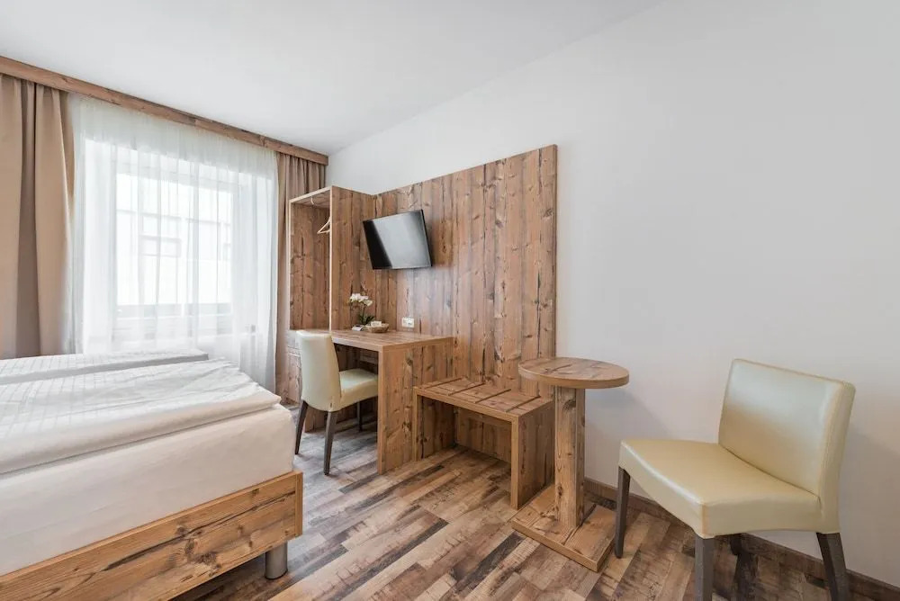 Hotel "City Rooms Wels"