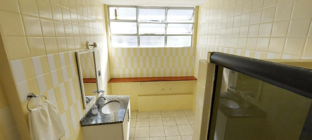 COCDV0100 - Apartamento para 9 pessoas no Corredor da Vitória por Beehost
