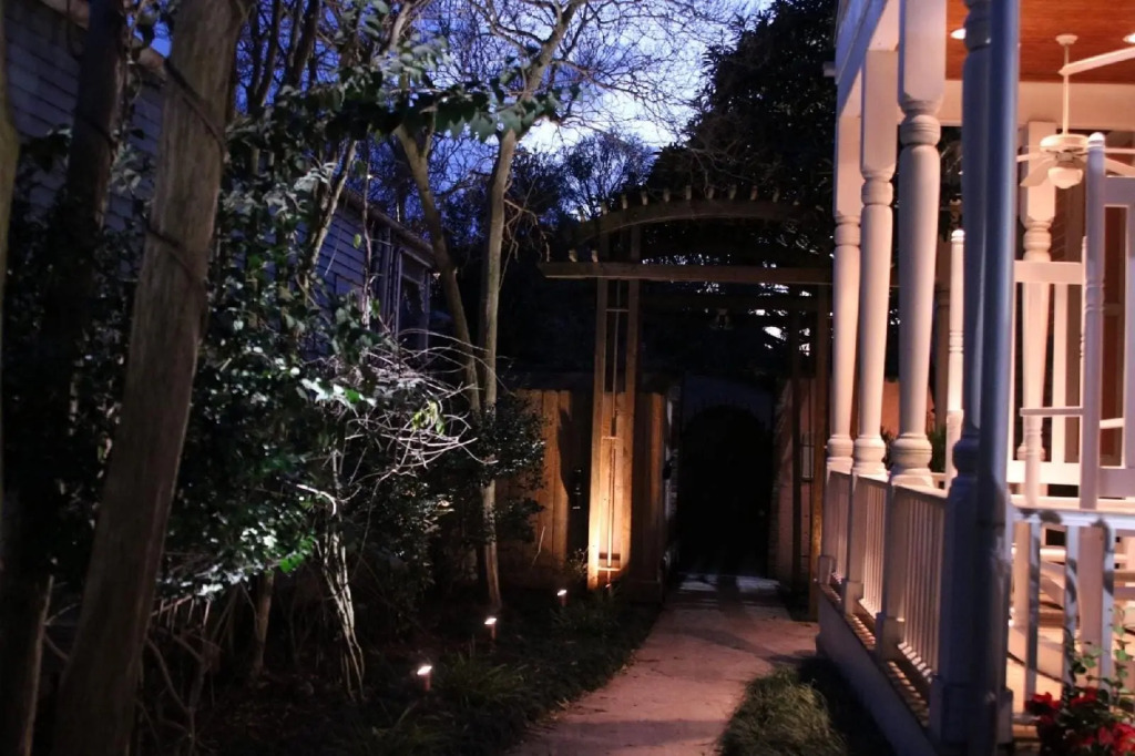 Best Location! 4 BR! Next to French QT by YouRent