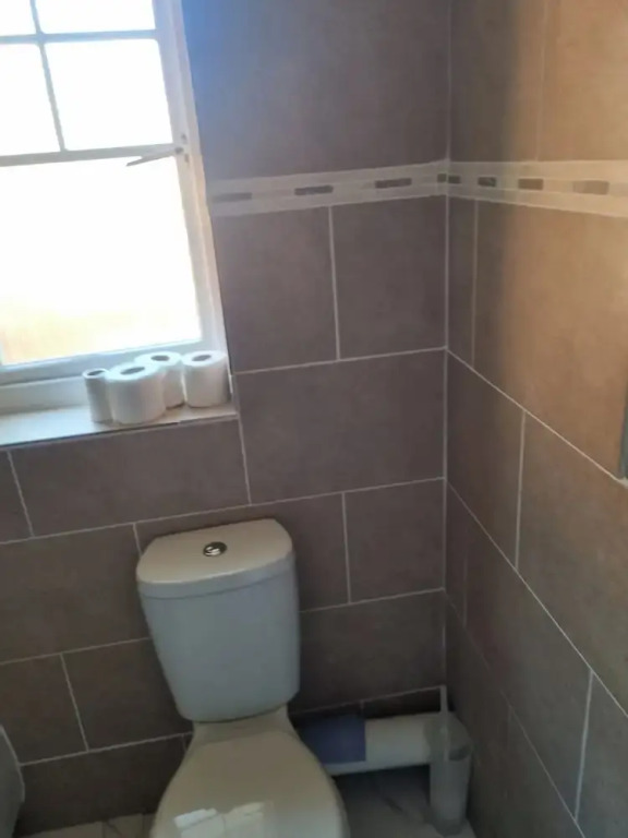 Maidstone Holiday Apartment 3 Bedrooms Free Sports Sleeps 7