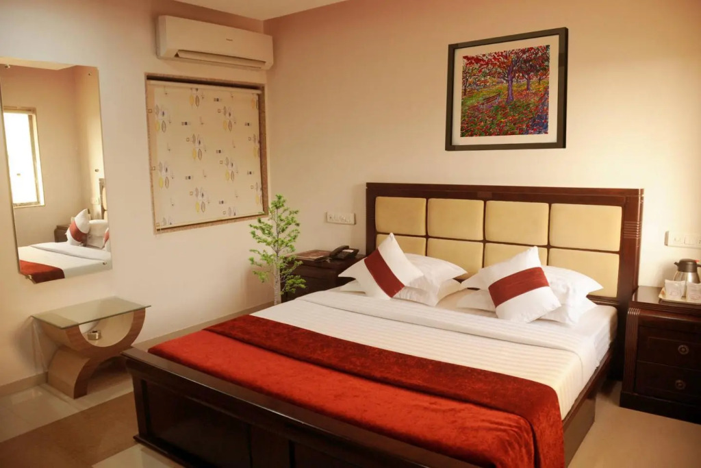 Silver Sand Hotel