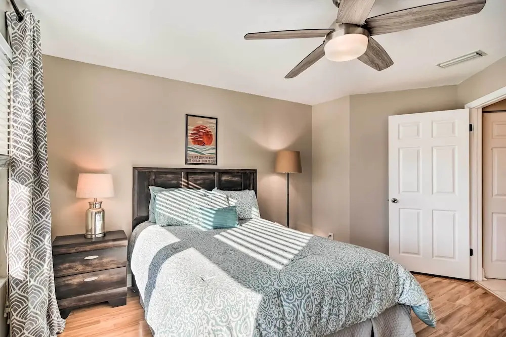 St Pete Condo w/ Private Lanai & Community Pool!