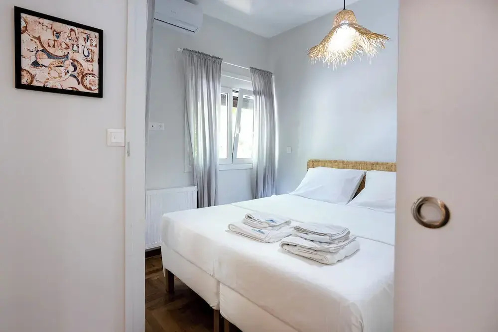 Trendy 2 bedroom Apartment 5min to metro