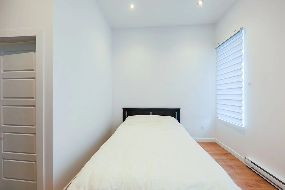 HoMa Homestay Hotel by Olympic Stadium Montreal Auberge-Hostel