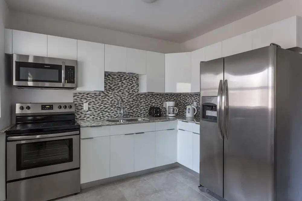 Cozy and Modern 2B-2B Home