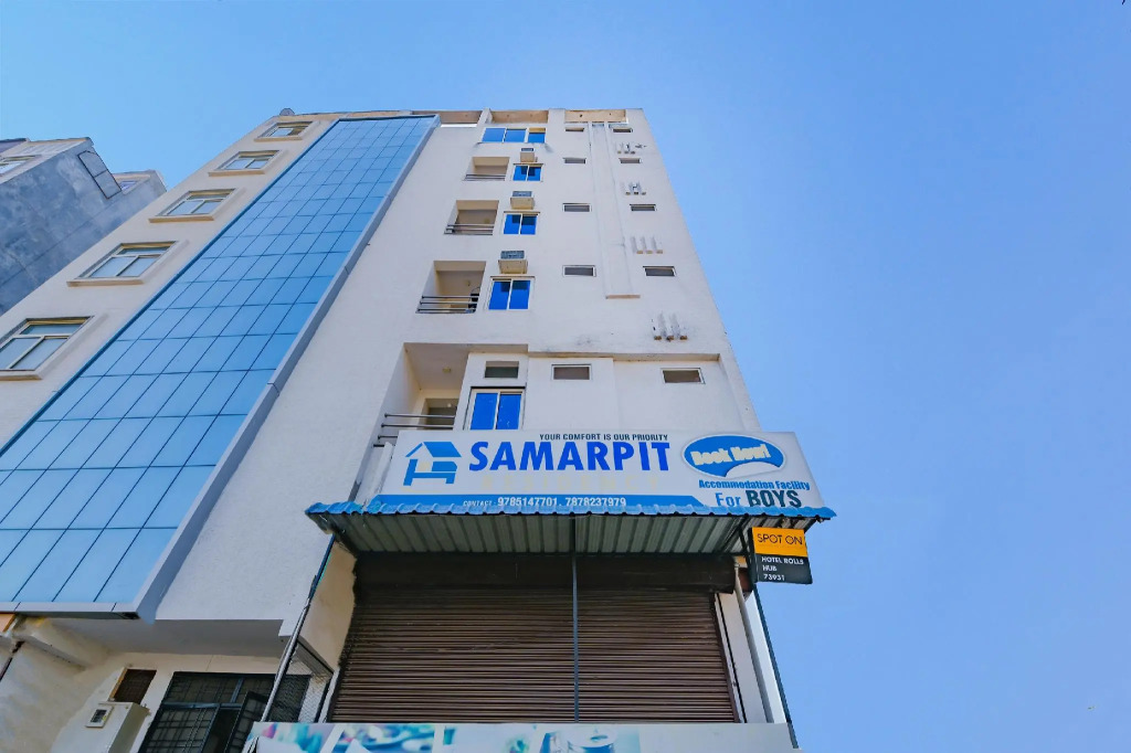 SPOT ON 79303 Samarpit Residency