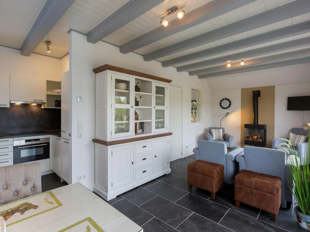 Very attractive holiday home near the beach of Westkapelle