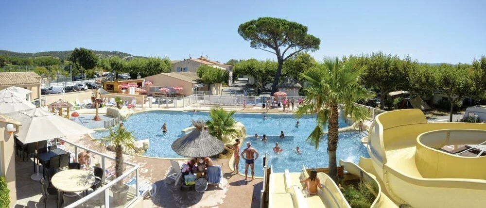 Camping La Pinède