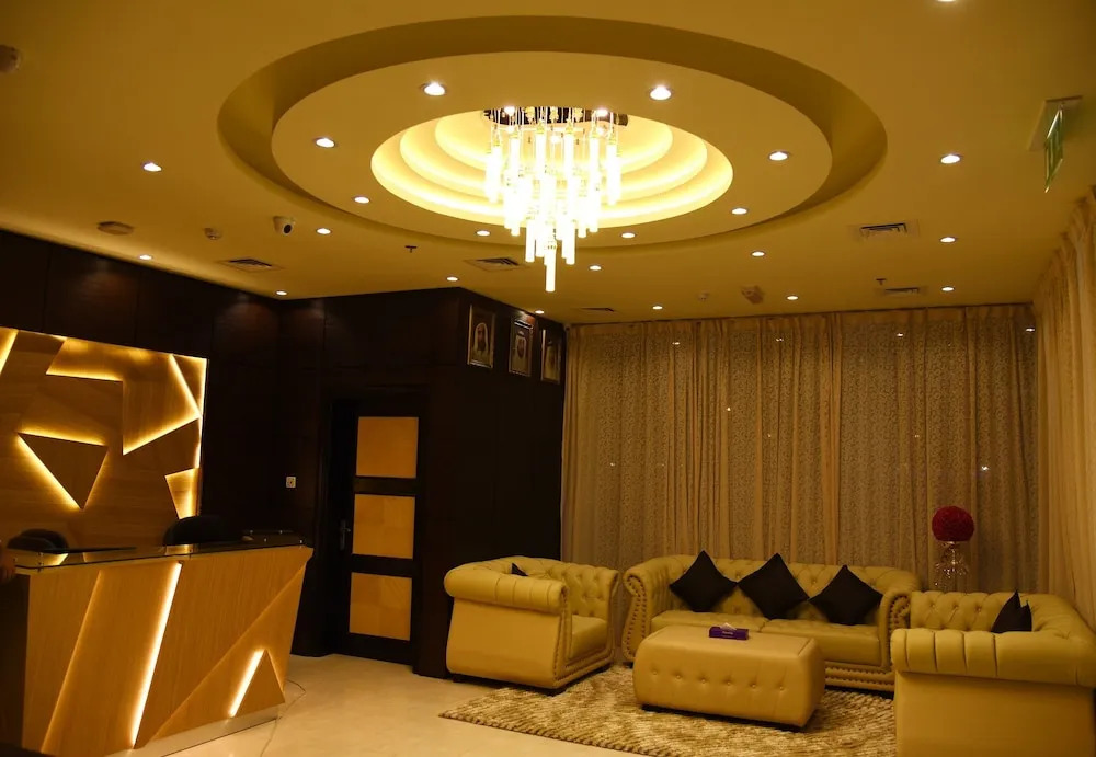Voyage Hotel
