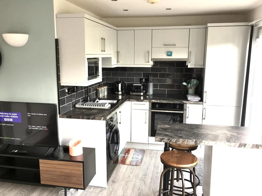 Torpoint - Apartment - Sleeps4 - Seaside - Parking