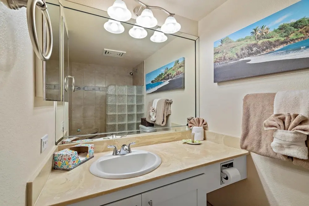 Kamaole Sands 9-301 - Luxurious Renovation, Split AC, Wi-fi, Ocean View Condo