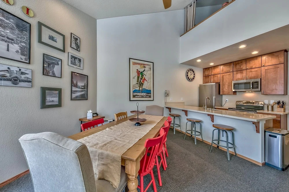 2br+ Loft Centrally Located Kirkwood Great Value 2 Bedroom Condo by RedAwning