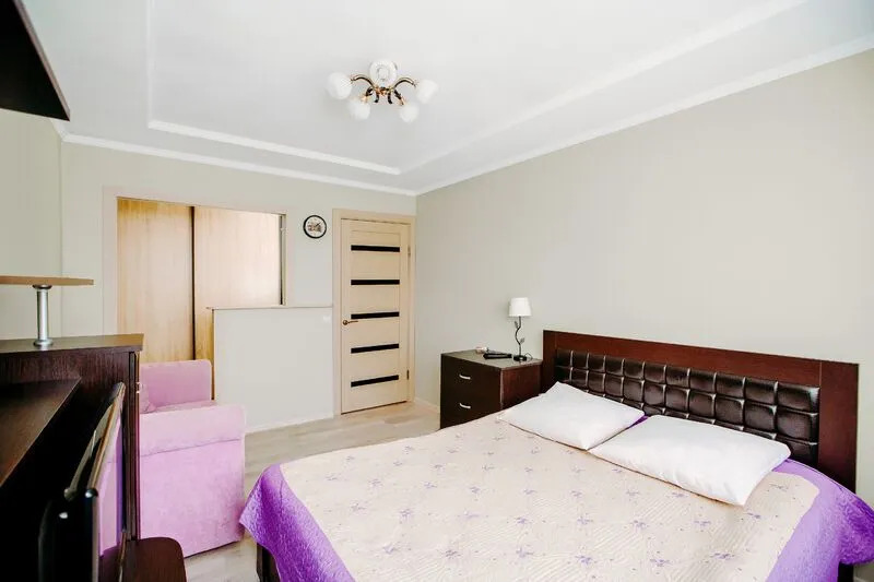 Apartment bureau EasyRent on st. Kudasheva, 110