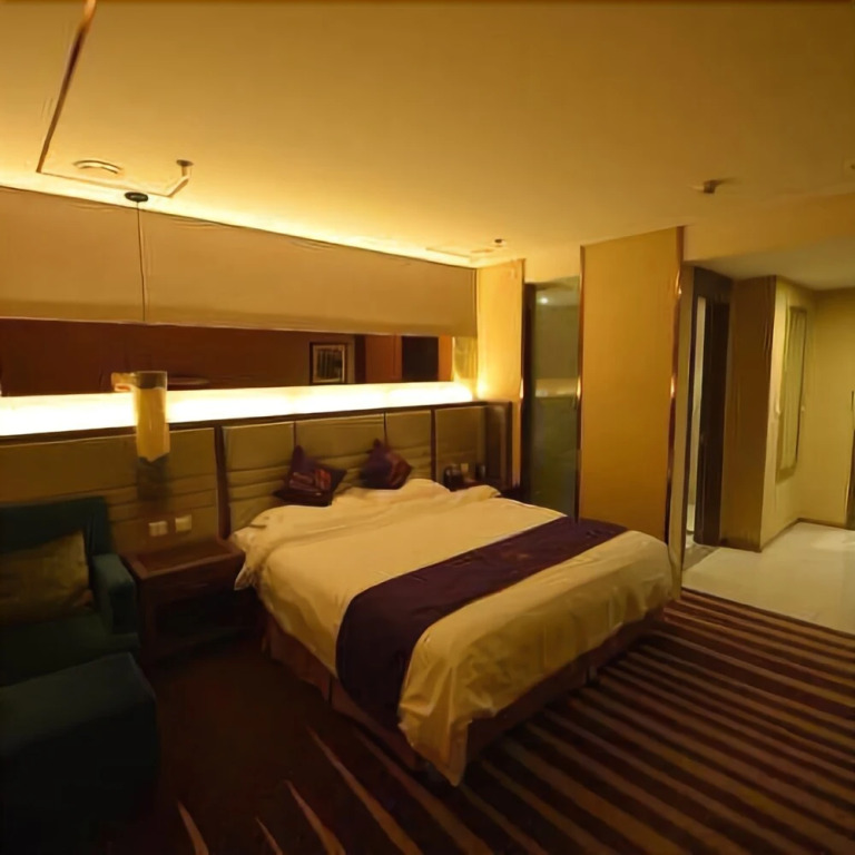 Boyue Hotel