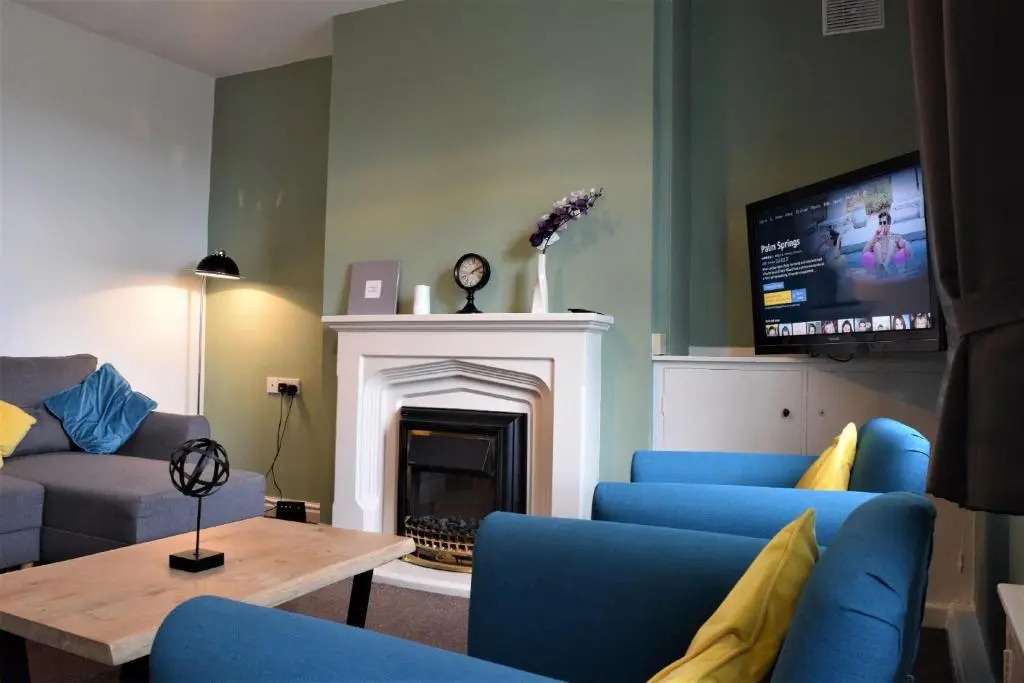 * Glossop Retreat * 3 Dbl Bed House*