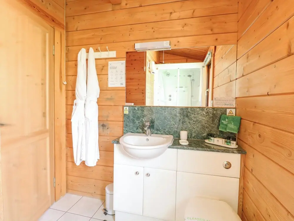 Woodpecker Lodge