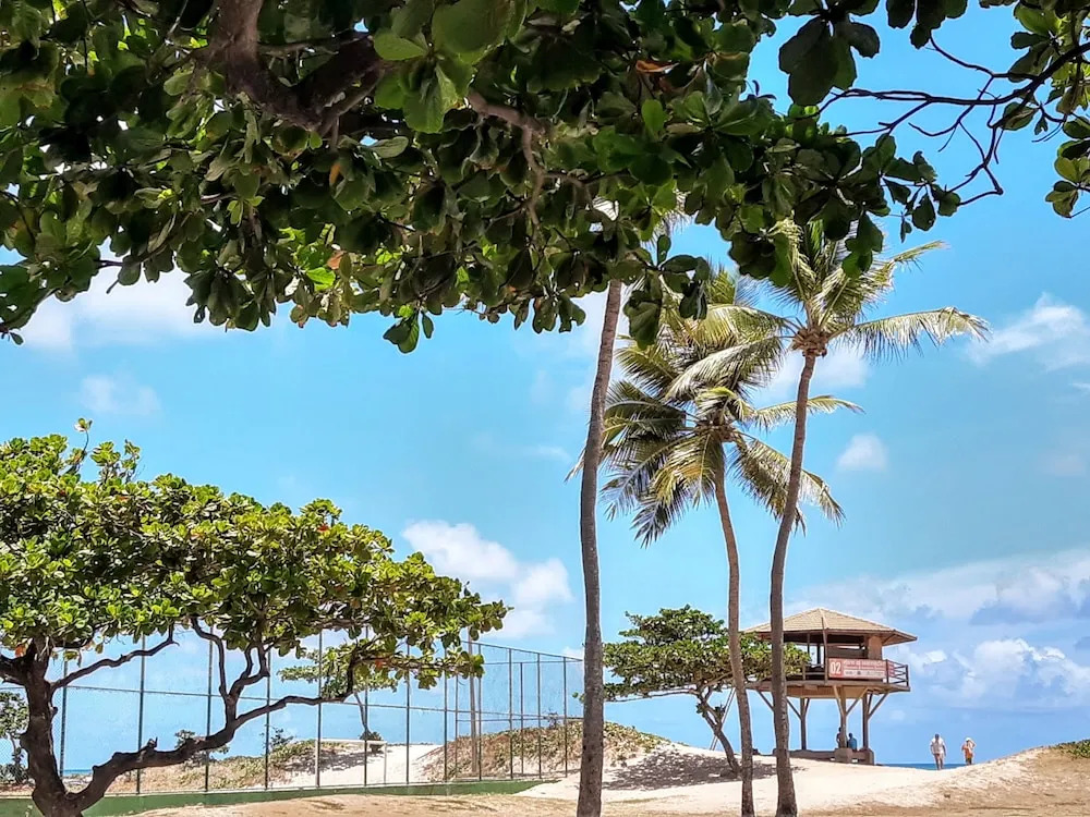 Lar Recife Olinda Praia 2, na Avenida Boa Viagem