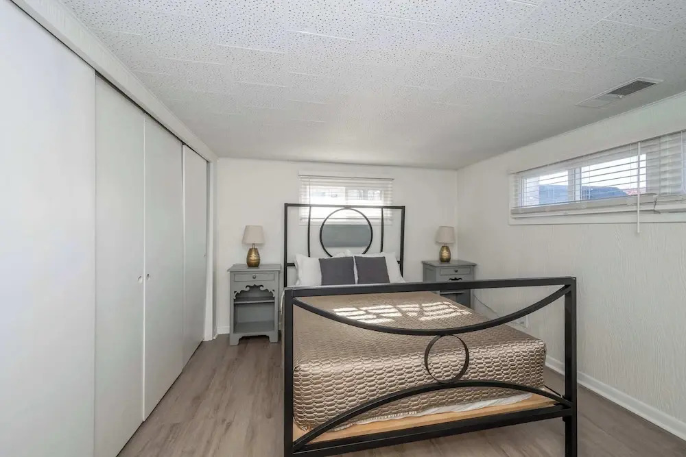 The Grand Elm Suites Sleeps 10