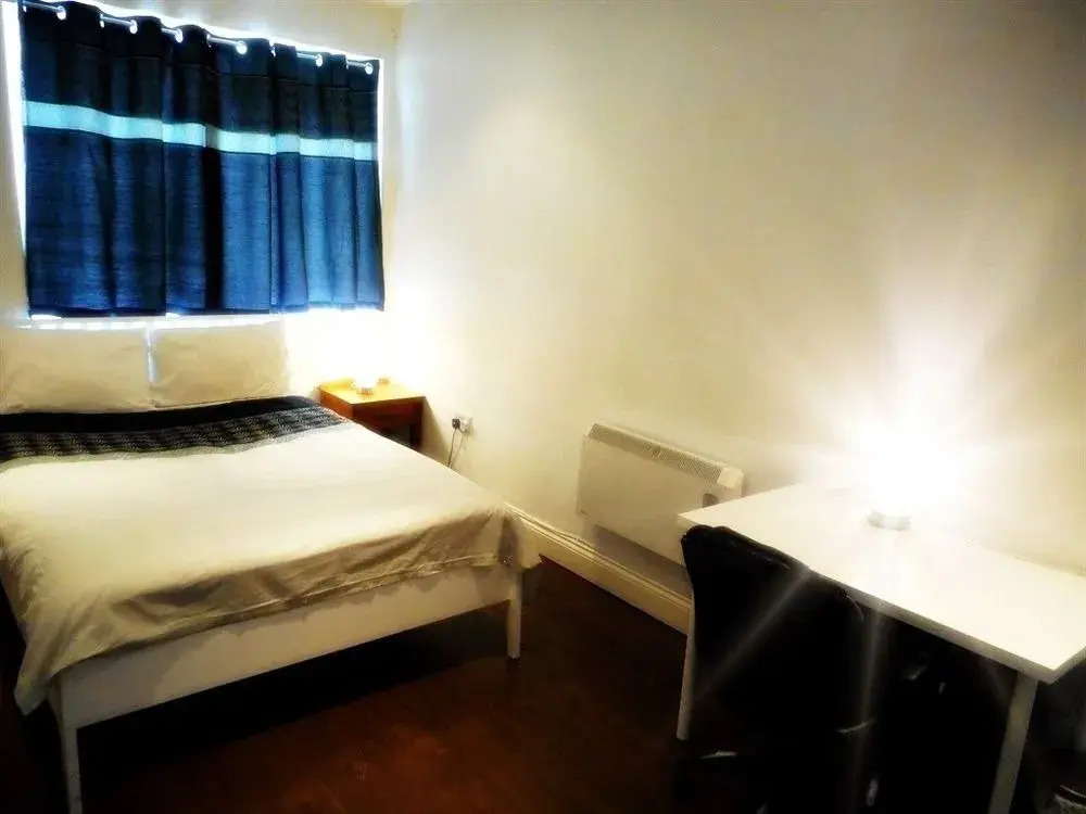 Sterling Serviced Apartments - Bishops Stone House