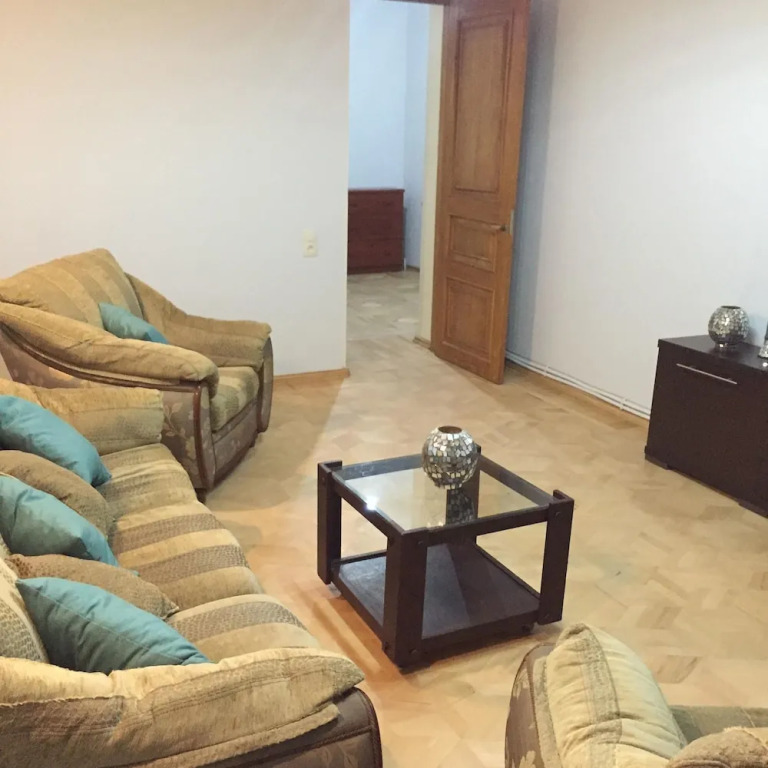 Republic Square apt&Tours
