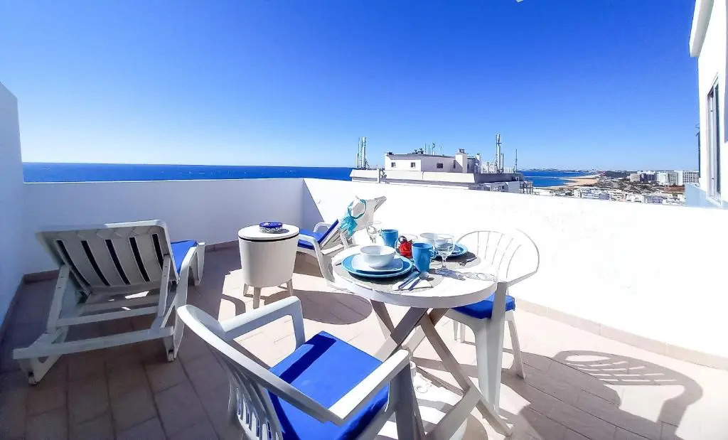 Mira Atlântico 13- Terraço Com Vista Mar e Cidade, Wifi, 80mt Praia