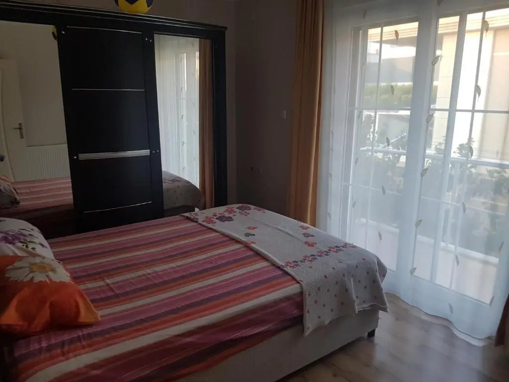 Alaçatı'da Bahçeli 3+1 Villa