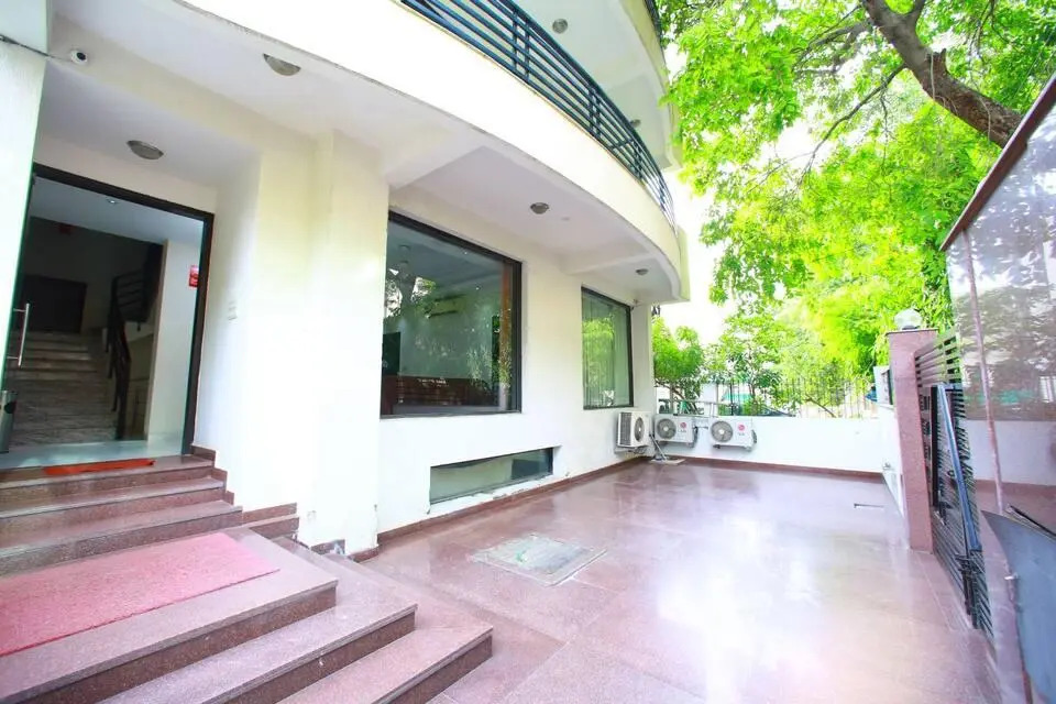 Sparklin Suites