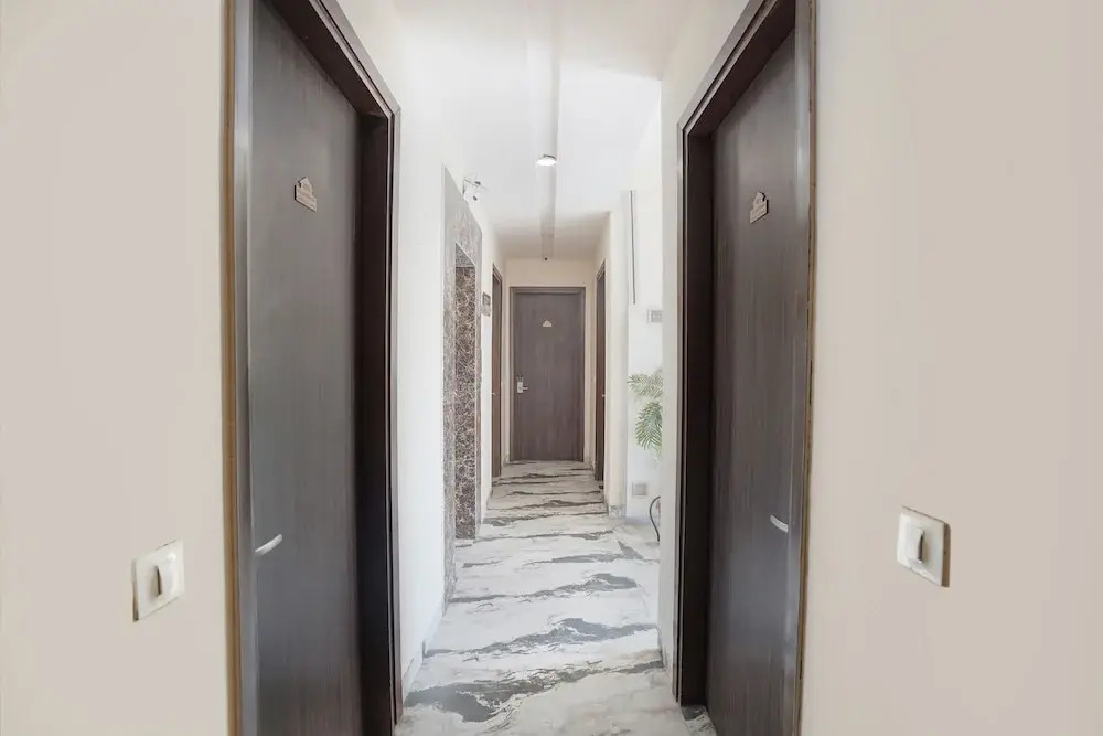 Fabhotel Vraj Inn