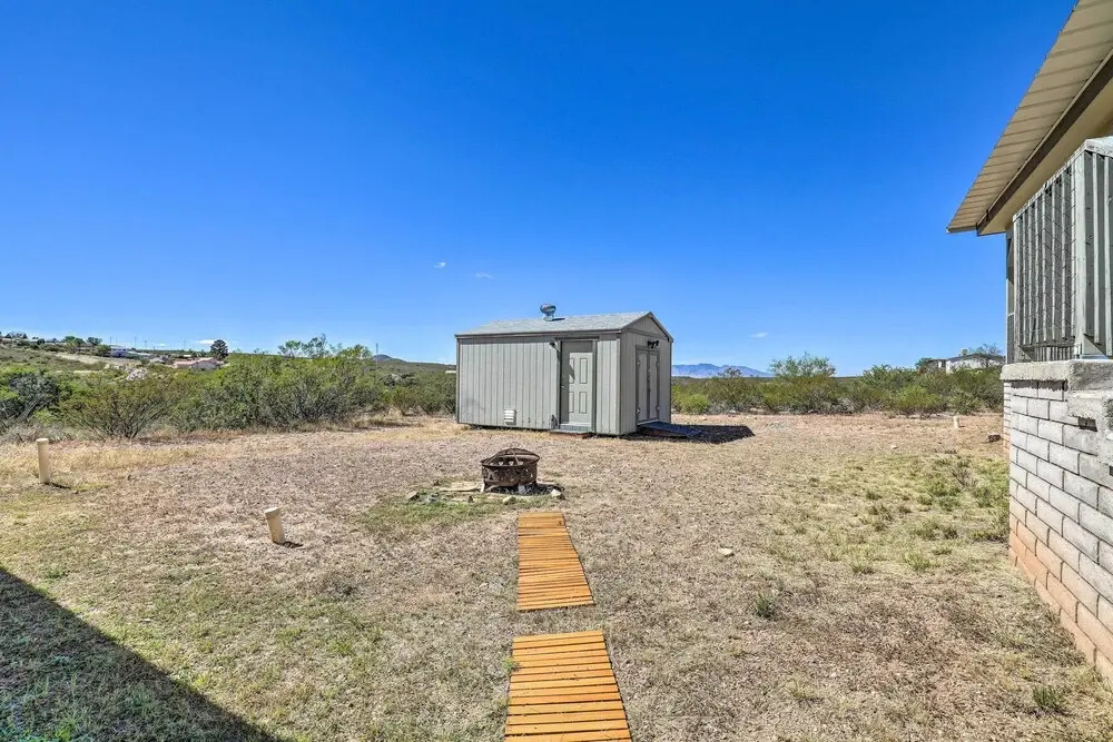 Quiet Tombstone Retreat ~ 3 Mi to Historic Dtwn!