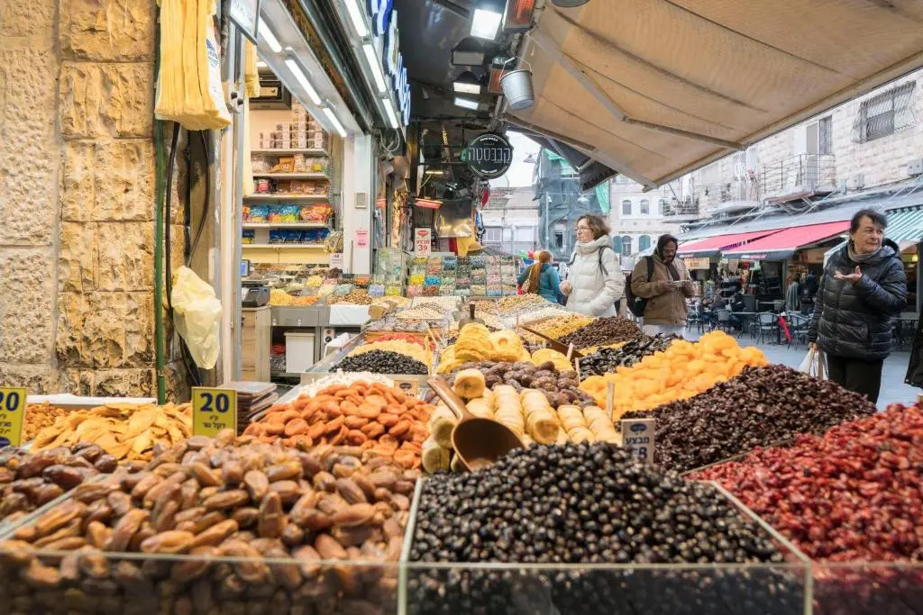 Jerusalem market apartment