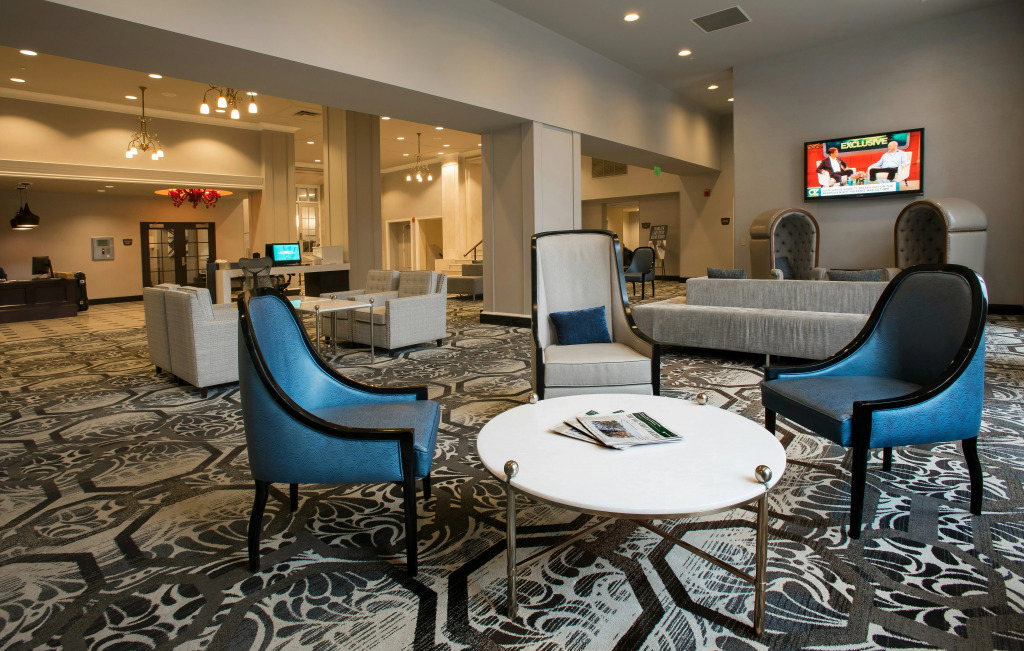 DoubleTree Suites by Hilton Hotel Detroit Downtown - Fort Shelby